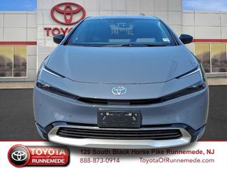 Used 2024 Toyota Prius Prime FWD video 2
