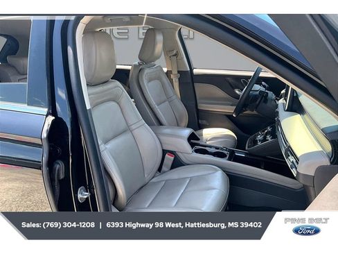 Used 2022 Lincoln Corsair FWD image 6