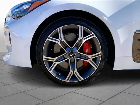 Certified 2021 Kia Stinger GT1 image 10