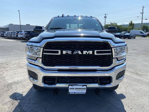 Used 2019 RAM 2500 Tradesman AWD/4WD image 2