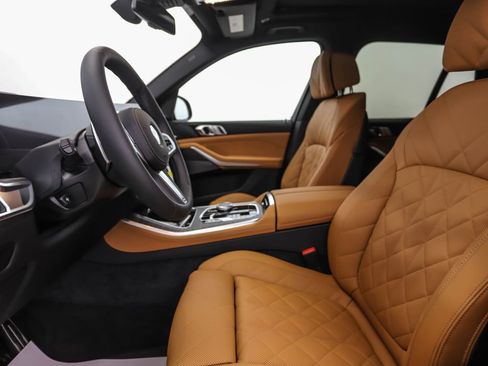 New 2026 BMW X5 xDrive40i w/ M Sport Package image 10