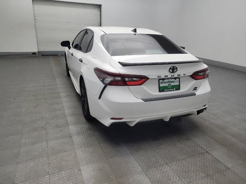 Used 2022 Toyota Camry SE AWD/4WD image 5