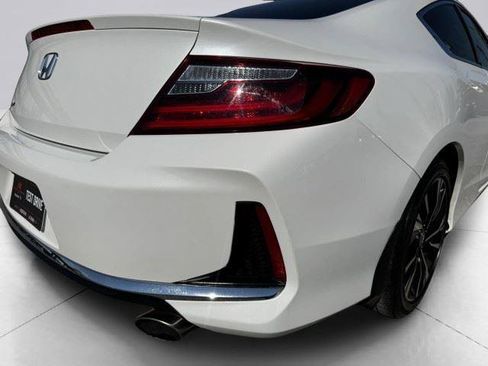 Used 2017 Honda Accord EX-L image 16
