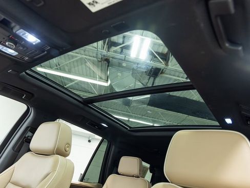 Used 2022 Chevrolet Tahoe Premier image 13