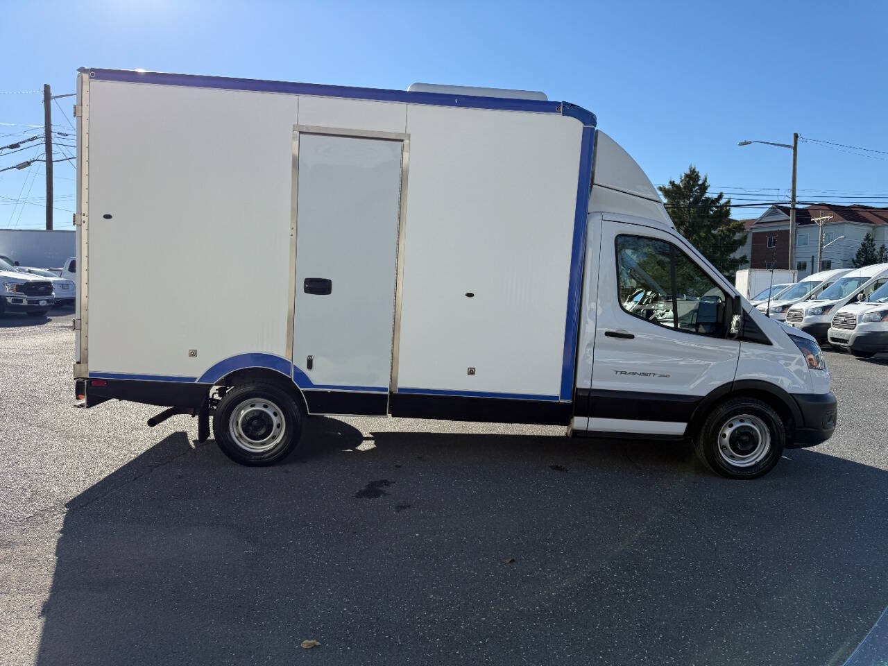 Used 2022 Ford Transit 350 w/ Upfitter Package RWD image 38