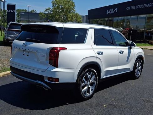 Used 2022 Hyundai Palisade SEL w/ Premium Package AWD/4WD image 6