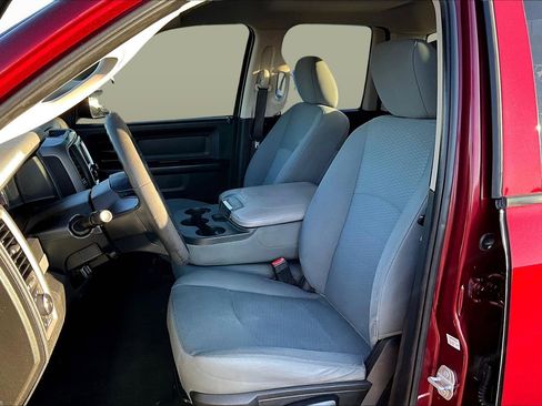 Used 2019 RAM 1500 Express w/ Express Value Package image 22