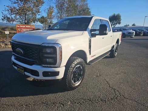New 2025 Ford F350 Lariat w/ Lariat Ultimate Package image 31