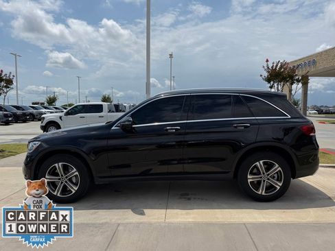 Used 2022 Mercedes-Benz GLC 300 w/ Premium Package Lite image 9