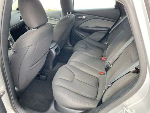 Used 2013 Dodge Dart SXT image 18