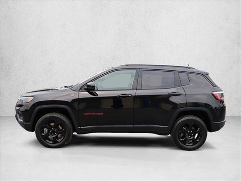 Used 2023 Jeep Compass Trailhawk AWD/4WD image 9
