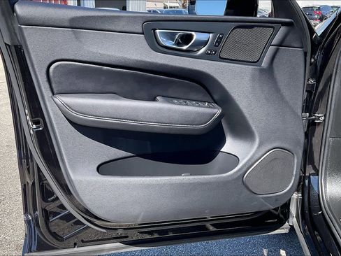 Used 2026 Volvo XC60 B5 Ultra w/ Protection Package Premier image 22