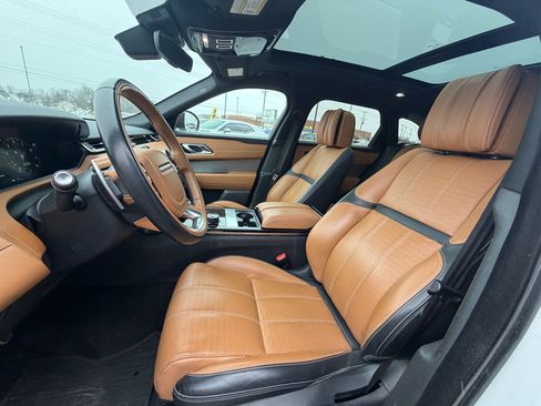 Used 2020 Land Rover Range Rover Velar R-Dynamic HSE image 21