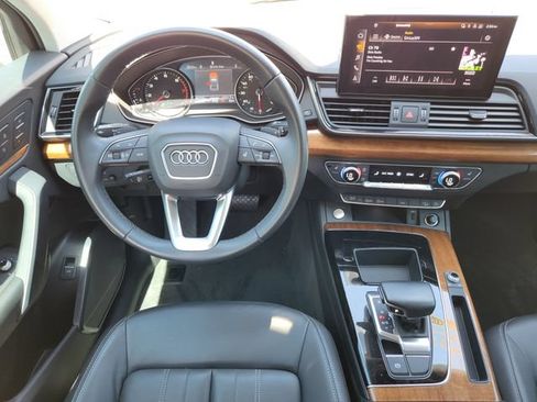 Used 2023 Audi Q5 2.0T Premium w/ Convenience Package AWD/4WD image 25