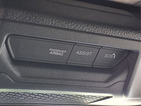 Used 2025 Jeep Wrangler Unlimited Sport AWD/4WD image 19