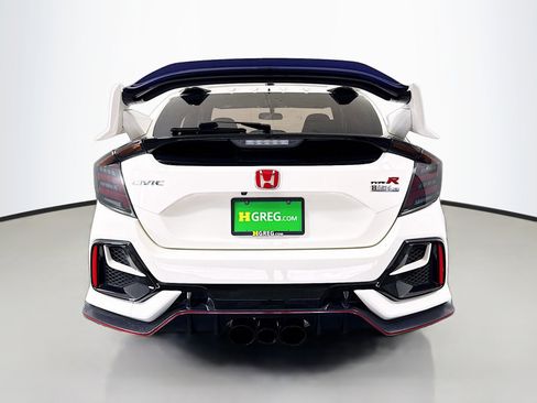 Used 2017 Honda Civic Type R image 8