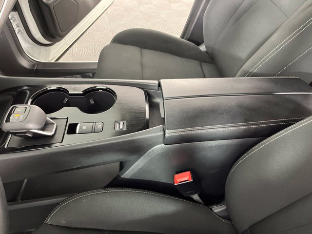 Certified 2025 Nissan Rogue S FWD image 28