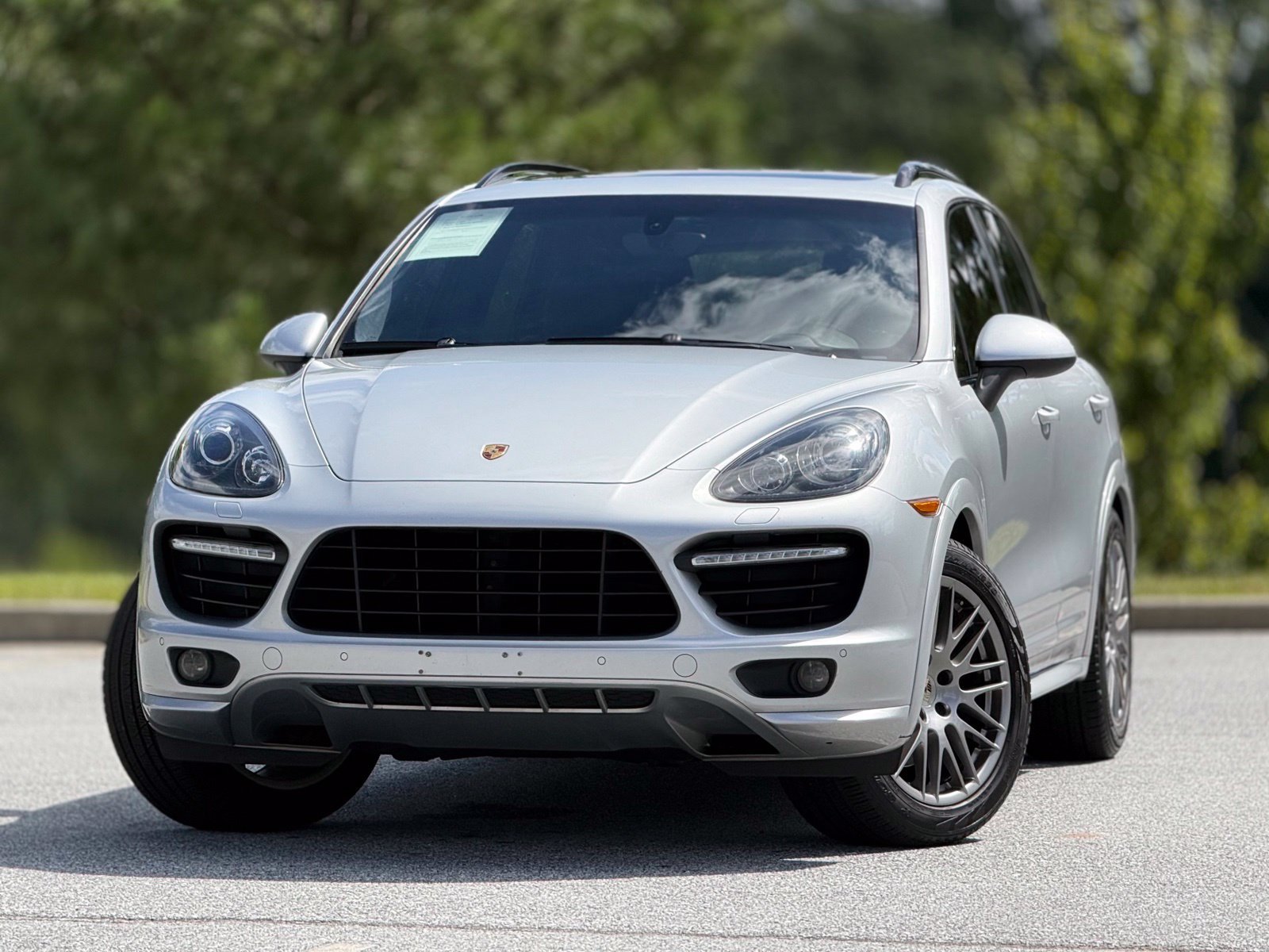 Used 2013 Porsche Cayenne GTS AWD/4WD image 2