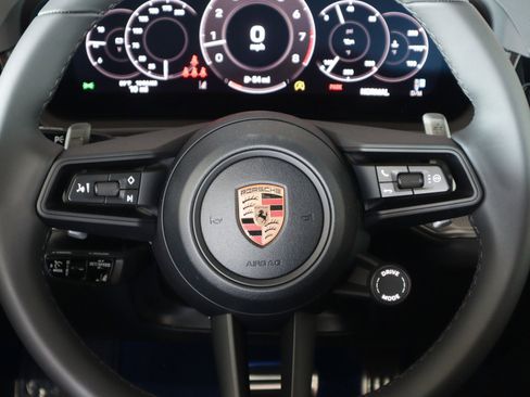 New 2026 Porsche Cayenne S image 17