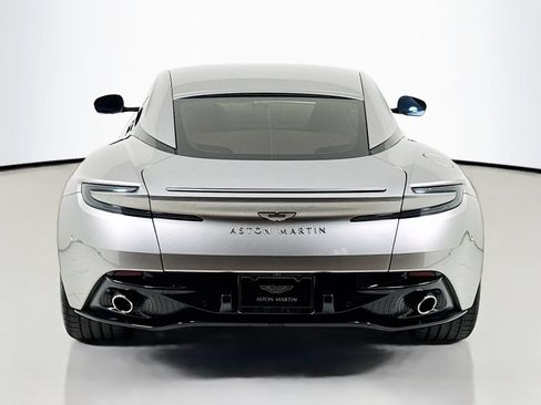 Used 2024 Aston Martin DB12 Coupe RWD image 6