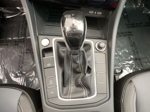 New 2026 Volkswagen Jetta SE image 18