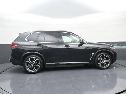 Used 2026 BMW X5 xDrive40i AWD/4WD image 8