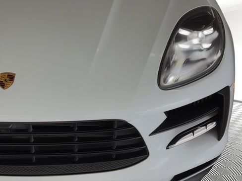 Used 2021 Porsche Macan S AWD/4WD image 11