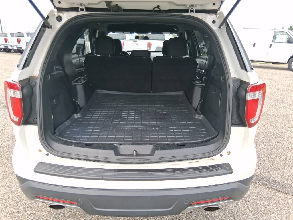 Used 2018 Ford Explorer XLT FWD image 19