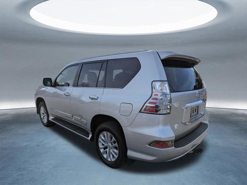 Used 2016 Lexus GX 460 w/ Premium Package image 6