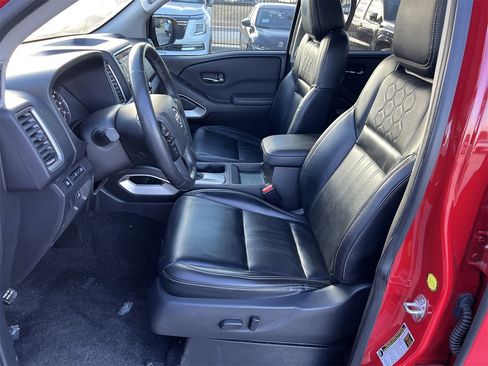 Certified 2023 Nissan Frontier SV w/ SV Premium Package image 9