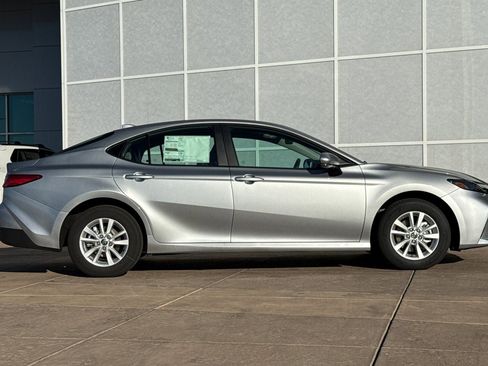 New 2026 Toyota Camry LE image 3