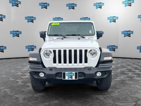 Used 2022 Jeep Wrangler Unlimited Sport AWD/4WD image 9