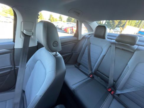 Used 2025 Volkswagen Jetta SE image 39