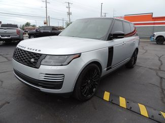Used 2020 Land Rover Range Rover HSE image 1