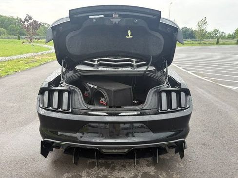 Used 2017 Ford Mustang Premium RWD image 10