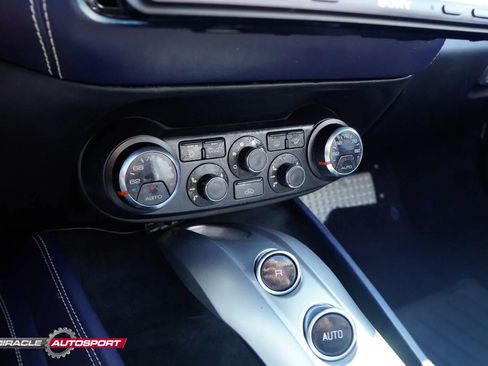 Used 2015 Ferrari California T RWD image 40