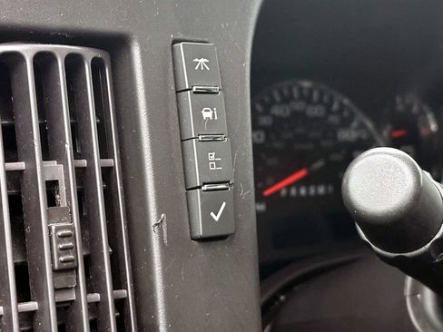 Used 2023 Chevrolet Express 2500 w/ Driver Convenience Package image 20