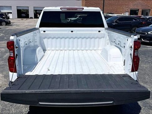 Used 2025 Chevrolet Silverado 1500 Custom w/ Turbomax Blackout Package AWD/4WD image 16