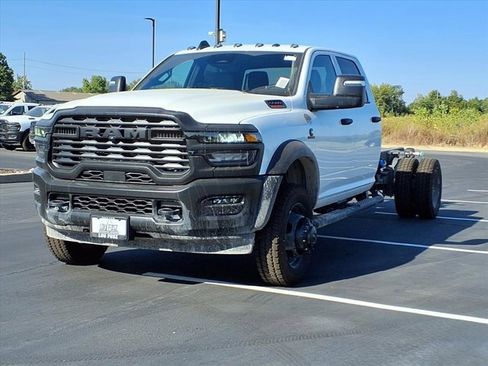 New 2026 RAM 5500 Tradesman image 2