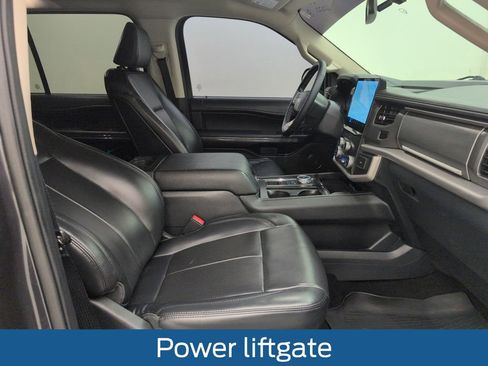 Certified 2022 Ford Expedition XLT RWD image 15