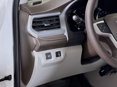Used 2019 GMC Acadia SLT AWD/4WD image 8