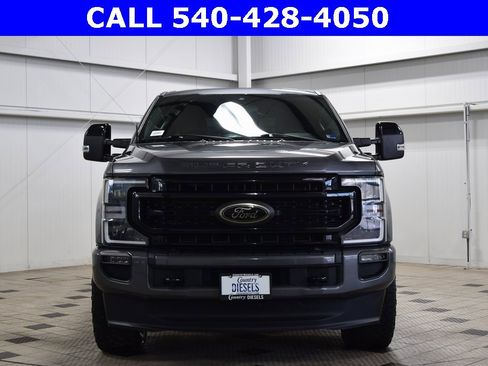 Used 2022 Ford F250 Lariat image 2