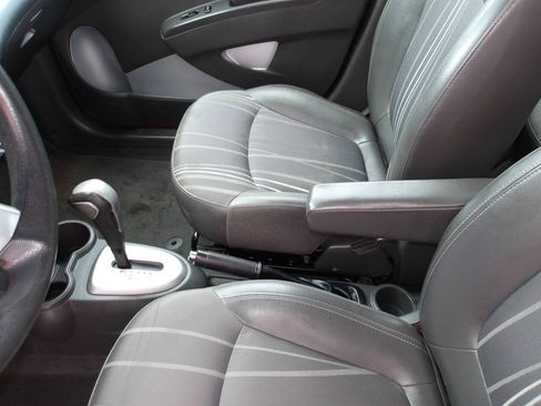 Used 2014 Chevrolet Spark LT FWD image 16