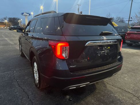 Used 2023 Ford Explorer XLT w/ Equipment Group 202A image 9