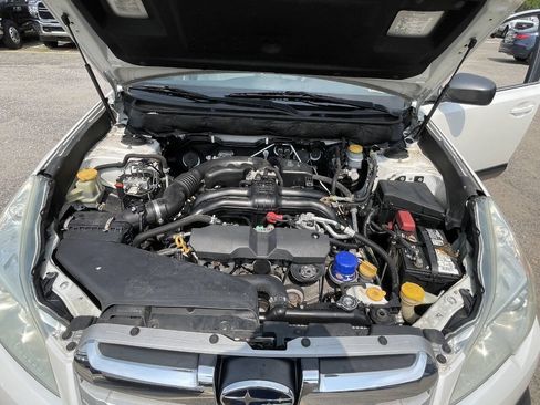 Used 2013 Subaru Outback 2.5i AWD/4WD image 28