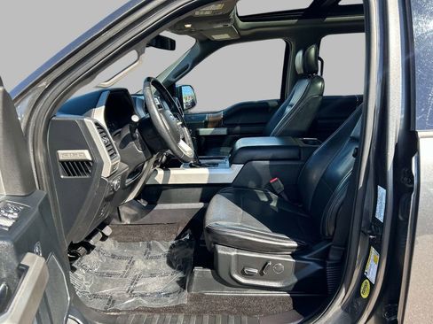 Used 2017 Ford F150 Lariat w/ Equipment Group 502A Luxury AWD/4WD image 11