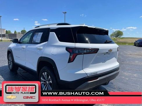 Used 2025 Chevrolet Equinox LT w/ Convenience Package II FWD image 6