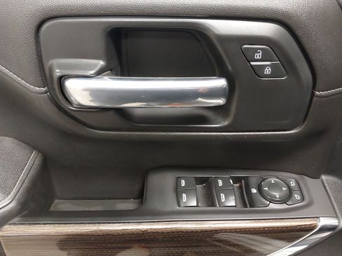 Used 2021 Chevrolet Silverado 2500 LT w/ Snow Plow Prep/Camper Package image 25