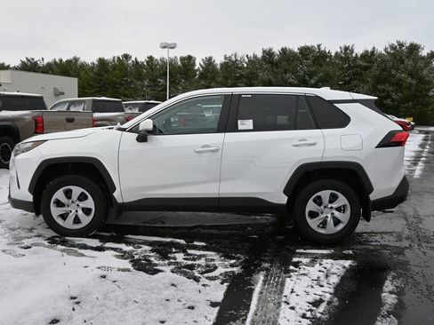New 2025 Toyota RAV4 LE image 4