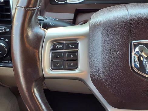 Used 2014 RAM 1500 Laramie w/ Convenience Group image 7